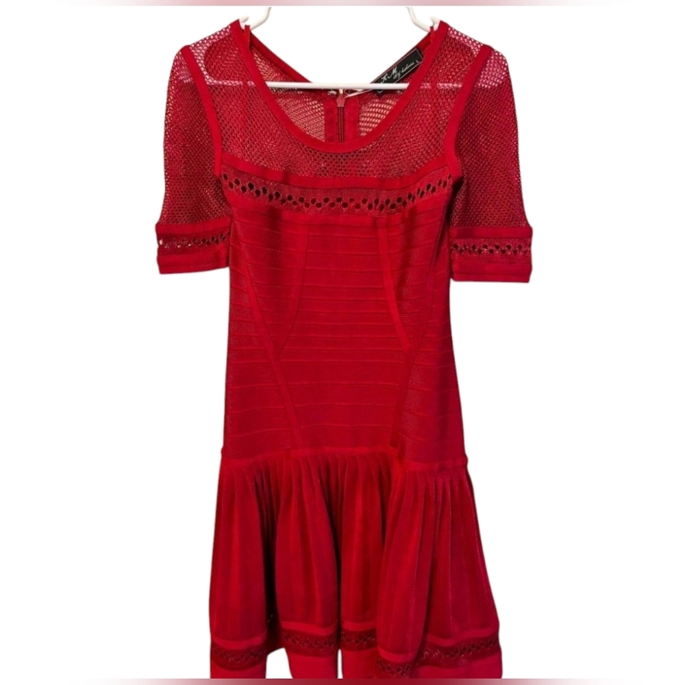 Elegant Red Dress New With Tags KM By Katherine Brand - Picture 2 of 3